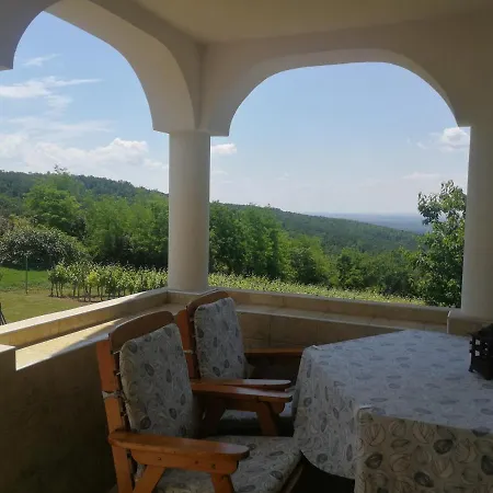 Holiday home Bottyahat Rezi