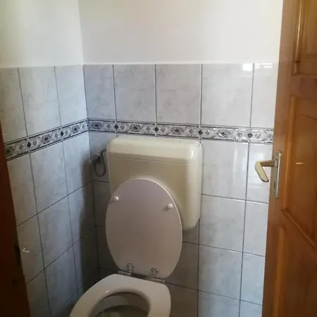 Bottyahat Rezi